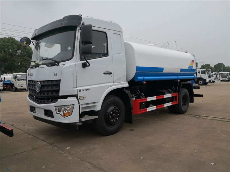 國六東風(fēng)專底D3 12噸灑水車