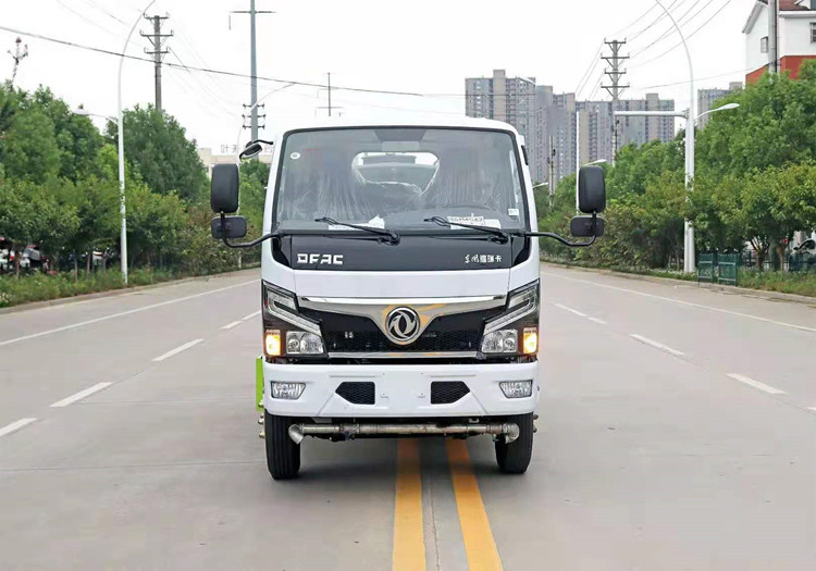 國六東風福瑞卡5噸灑水車