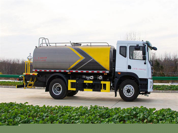 國六東風華神T5 15方灑水車_灑水車廠家
